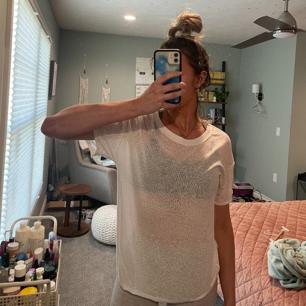 Lululemon All Yours Boyfriend Tee VEIL